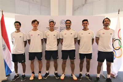 Integrantes del equipo nacional de Copa Davis tras la presentación.