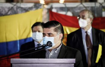 El ministro de Salud, Julio Borba, durante una conferencia el pasado jueves.