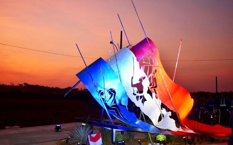 Monumento a los niños mártires de Acosta Ñu, ubicado en Eusebio Ayala.