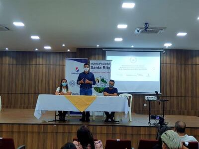 El encuentro se realizó en la sede de la institución municipal.