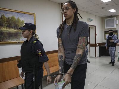La Fiscalía rusa pidió este jueves nueve años y medio de cárcel para la baloncestista estadounidense Brittney Griner, detenida en febrero pasado por posesión y contrabando de drogas.