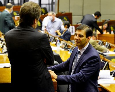Los senadores de Colorado Añetete como Luis Castiglioni y Silvio Ovelar abandonaron la sesión.