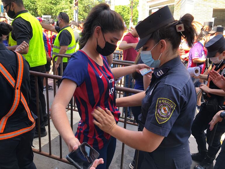 Importante dispositivo policial en la previa al superclásico.
