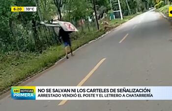 No se salvan ni los carteles de señalización