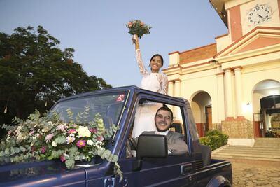 Viviana Leticia Rojas Troche y Claudio Antonio Bardella Aquino se casaron en Atyrá.