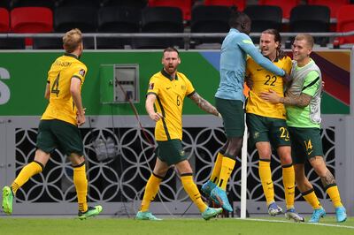 Australia derrotó a Emiratos Árabes Unidos y será el rival de Perú.