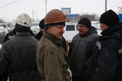 Mineros cerca de la mina de carbón Listvyazhnaya, en la región rusa de Kémerovo.
