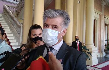 Arnaldo Giuzzio, ministro del Interior.