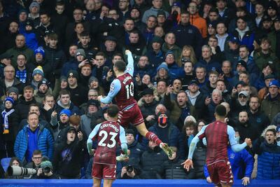 El Aston Villa derrotó al Everton en la Premier League