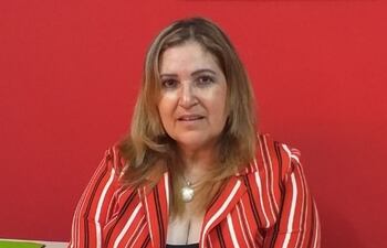 Asume nueva directora de la IX Región Sanitaria, Dra. Mary Raquel Espínola Duarte.