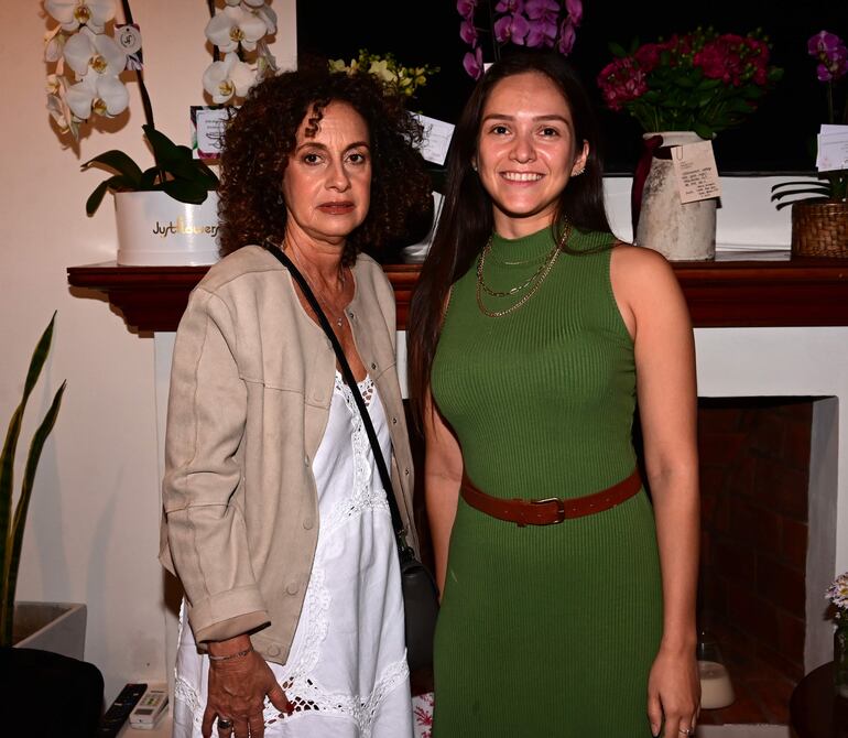 Sandra Rubin y Sol Noguera.