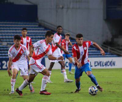 Paraguay goleó a Perú y se acerca al hexagonal