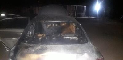 Así quedó el vehículo del comisario Luciano Denis, jefe de Investigaciones de Boquerón.