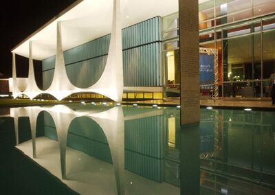 Luiz Inácio Lula da Silva prescindió del servicio de cuarenta militares que administraban el Palacio de la Alvorada.