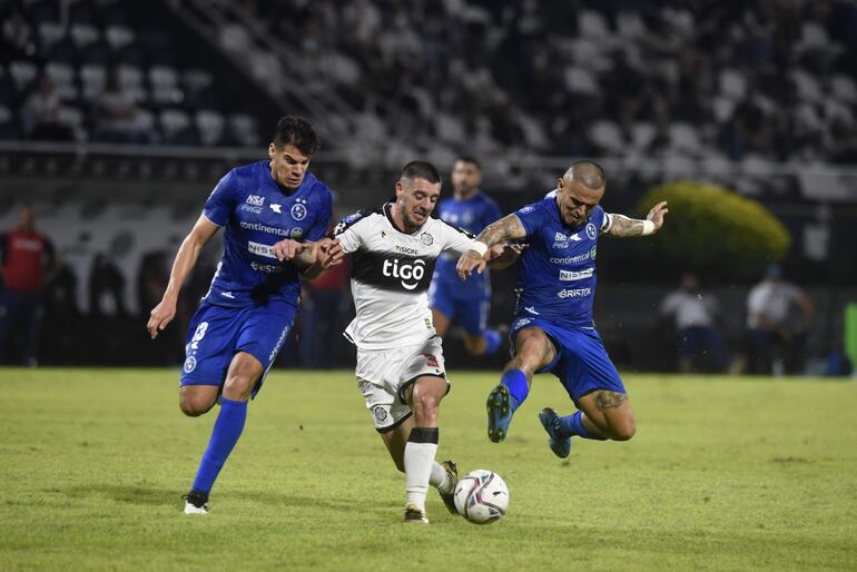 /pf/resources/images/abc-placeholder.png?d=2393