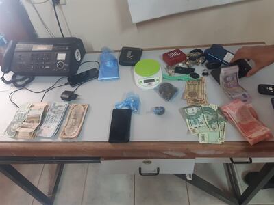 Evidencias incautadas durante el allanamiento.