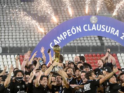 Olimpia levantó su 45ª estrella poco antes del final del 2020.