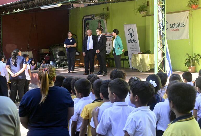 Scholas Occurrentes fue creado en el 2013 en Argentina y se extendió a 190 países. En Paraguay se fundó en el 2017.