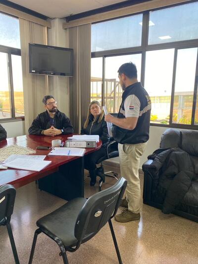 Los fiscales Alicia Sapriza y Osmar Legal allanaron esta mañana el aeropuerto Guaraní, Alto Paraná, en el marco de las investigaciones relacionadas con el avión  iraní, retenido en Argentina.