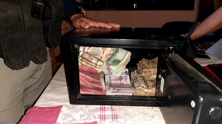 /pf/resources/images/abc-placeholder.png?d=2395