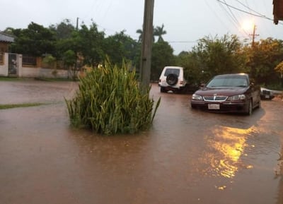 Las calles se convirtieron en caudalosos arroyos en cuestión de minutos.