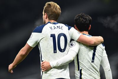 Kane y Son las grandes figuras del Tottenham ante el Arsenal.