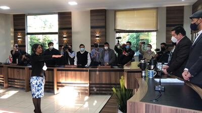 La concejala llanista Julia Ferreira fue designada por sus colegas como intendenta interina de Presidente Franco.