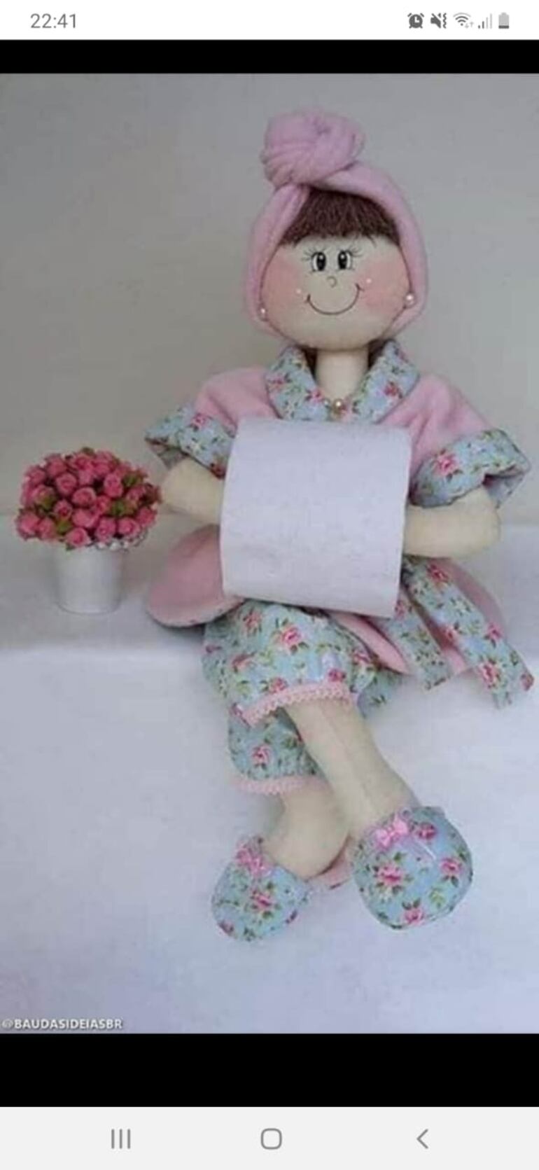 Muñeca de tela hecha con amor.