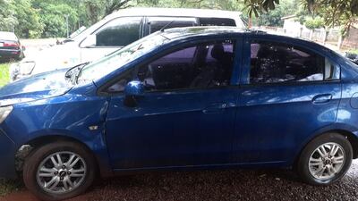 El vehículo fue abandonado pocas horas después del hurto en un camino vecinal.