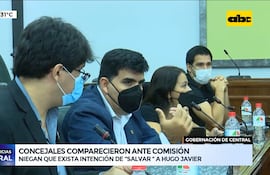 Concejales de Central comparecieron ante comisión de investigación