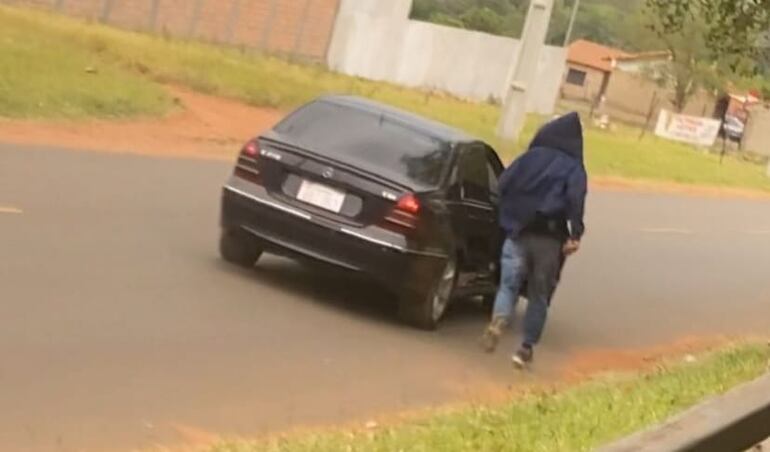 Vehículo incautado por la Policía.