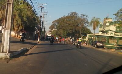 Imagen captada por uno de los afectados por el bloqueo en la zona de la avenida Artigas.