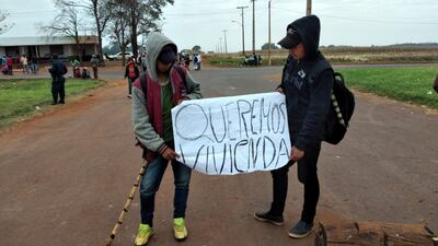 Los nativos piden construcción de viviendas.