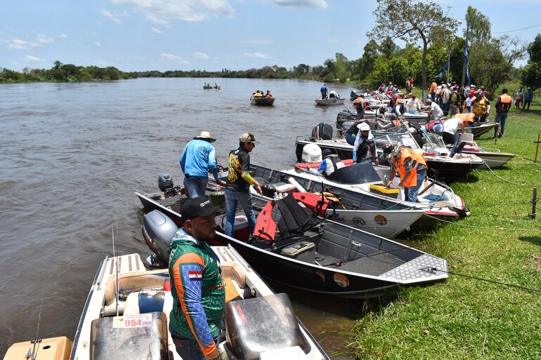 Exitosa pesca deportiva en San Pedro de Ycuamandyyú