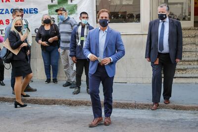 El presidente uruguayo Luis Lacalle Pou (c). ARCHIVO