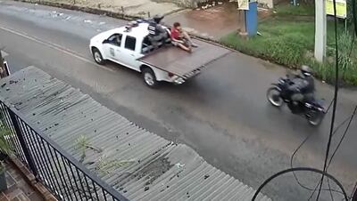 Luque policía robo portón