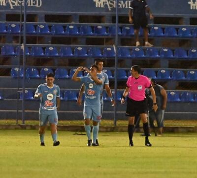 Resistencia venció 1-0 a Sol de América en el estadio Luis Alfonso Giagni.