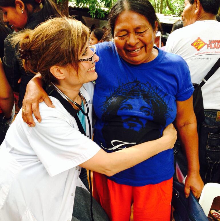 Con alegría y devoción a la Virgen María Auxiliadora repartía sonrisas y trabajaba incansablemente.