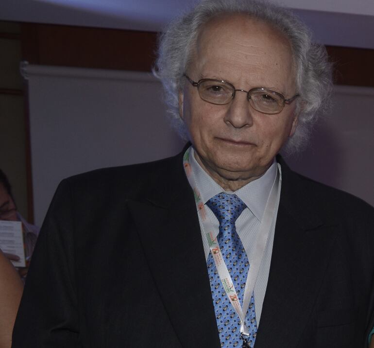 Dr. Jorge Vacante, médico especialista en nutrición y tratamiento de la obesidad.