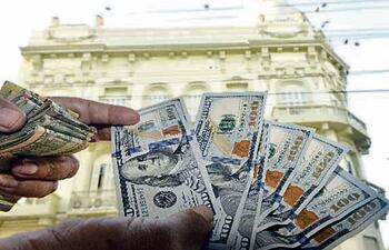 En lo que va del año, los compromisos del Paraguay treparon en un US$ 742,7 millones.