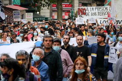 Uruguay suma 356 casos nuevos y tres fallecimientos por covid-19.