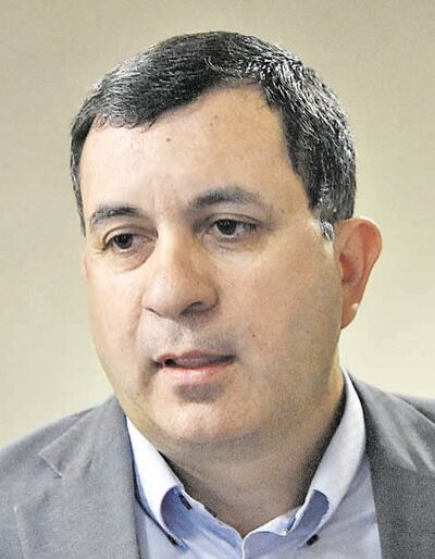 Amado Florentín (PLRA, independiente), titular de la comisión de control de los préstamos de US$ 1.600 millones.