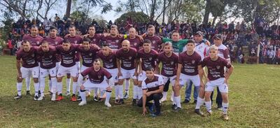 Equipo del Sportivo General Artigas que ganó la primera final en la Liga Artigueña.