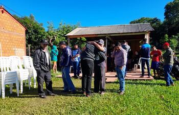 Velatorio del niño que falleció a consecuencia de un disparo de arma en fuego en Santaní.