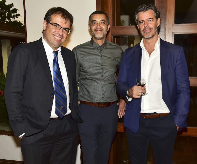 Matthieu Angénieux, Christophe Ramassamy y Alejandro Hoch.