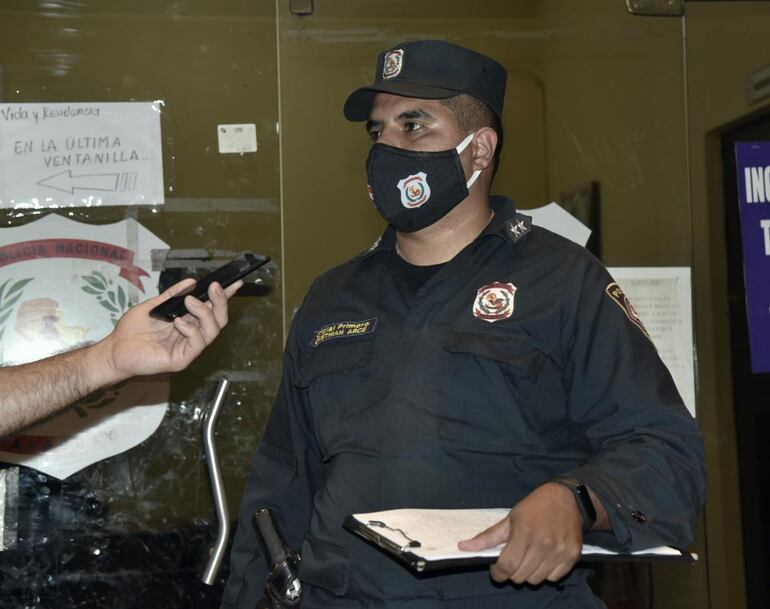 Ofical Cristhian Arce