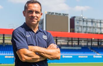 Sergi Barjuan fue nombrado como entrenador interino del Barcelona