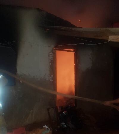 La vivienda fue consumida por completo por el incendio.
