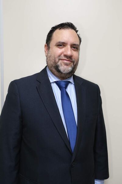 Luis Piñánez. candidato a fiscal general.