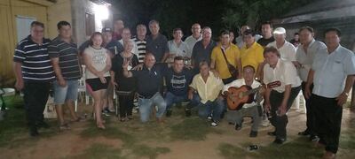 Los exconductores de buses de Coronel Oviedo se reencontraron luego de 40 años